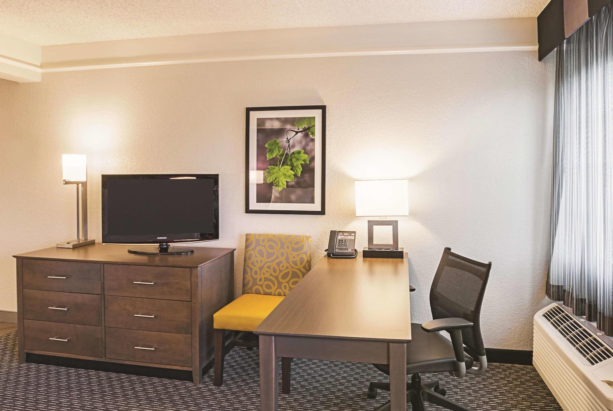 La Quinta By Wyndham Fort Worth North Eksteriør billede